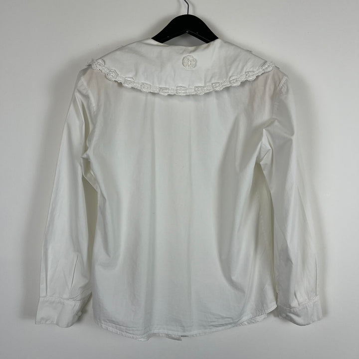 White cotton button blouse, floral appliqué collar - M